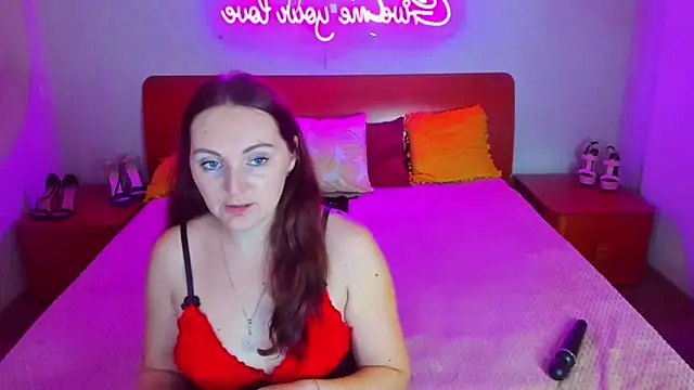 Snapshot of MagicEyess chatting on January 2025 07:03:01 AM MagicEyess online show from January 2025 07:03:01 AM