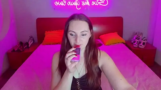 Snapshot of MagicEyess chatting on March 2025 11:19:02 AM MagicEyess online show from March 2025 11:19:02 AM