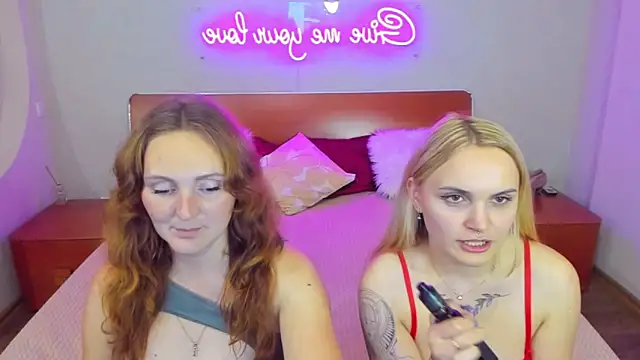 Snapshot of MagicEyess chatting on October 2025 05:37:01 PM MagicEyess online show from October 2025 05:37:01 PM