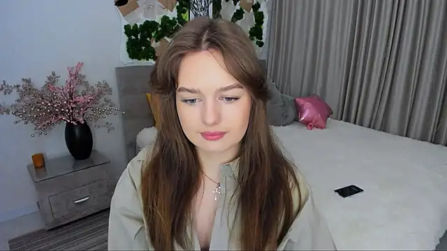 MiracleCurly online show from March 2025 07:25:01 PM