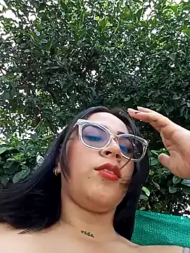Snapshot of Cristel_Shop chatting on December 2024 07:00:01 PM Cristel Shop online show from December 2024 07:00:01 PM
