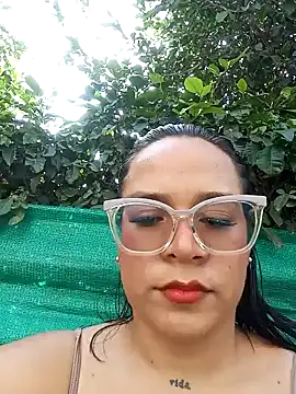 Snapshot of Cristel_Shop chatting on January 2025 07:18:02 PM Cristel Shop online show from January 2025 07:18:02 PM