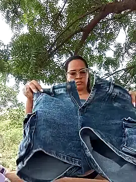 Snapshot of Cristel_Shop chatting on January 2025 02:14:02 PM Cristel Shop online show from January 2025 02:14:02 PM