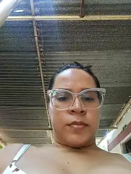 Snapshot of Cristel_Shop chatting on January 2025 07:34:01 PM Cristel Shop online show from January 2025 07:34:01 PM