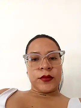 Snapshot of Cristel_Shop chatting on January 2025 07:29:02 PM Cristel Shop online show from January 2025 07:29:02 PM