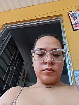 Snapshot of Cristel_Shop chatting on March 2025 09:06:02 PM Cristel Shop online show from March 2025 09:06:02 PM