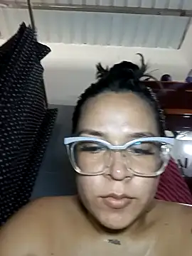 Snapshot of Cristel_Shop chatting on March 2025 06:23:02 PM Cristel Shop online show from March 2025 06:23:02 PM