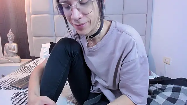 Hecatee 77 online show from March 2025 07:38:01 PM