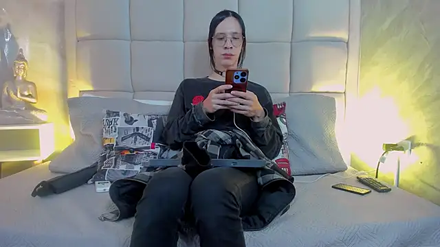 Hecatee 77 online show from October 2025 07:47:02 PM