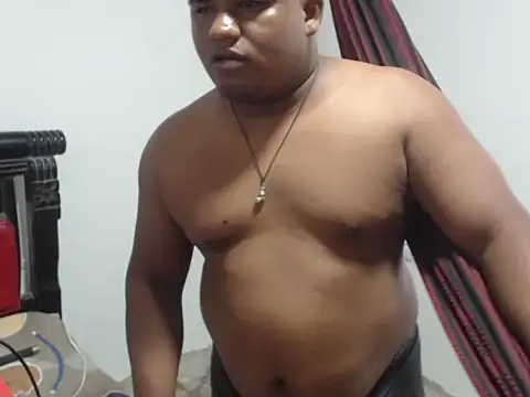 Snapshot of PONSE_LATINO chatting on October 2025 04:15:02 PM PONSE LATINO online show from October 2025 04:15:02 PM