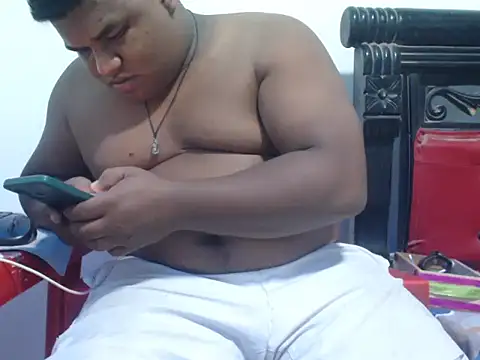 Snapshot of PONSE_LATINO chatting on October 2025 09:35:02 PM PONSE LATINO online show from October 2025 09:35:02 PM