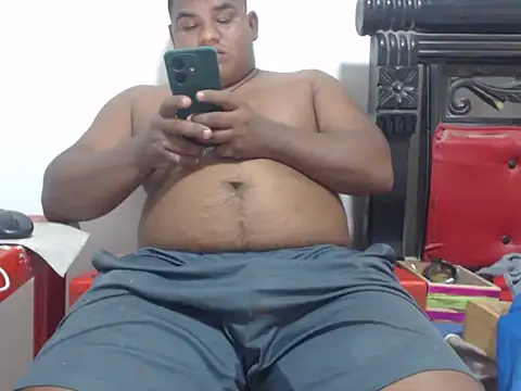 Snapshot of PONSE_LATINO chatting on October 2025 05:31:02 PM PONSE LATINO online show from October 2025 05:31:02 PM