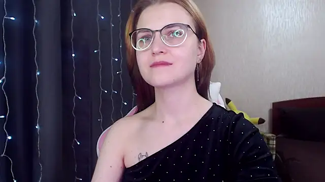 MissBrightShine online show from February 2025 04:12:02 PM