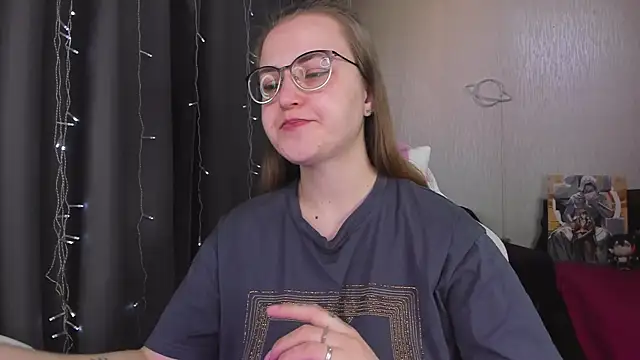 MissBrightShine online show from February 2026 11:42:02 AM