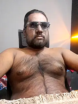 Rayansmith  online show from February 2025 04:50:02 PM