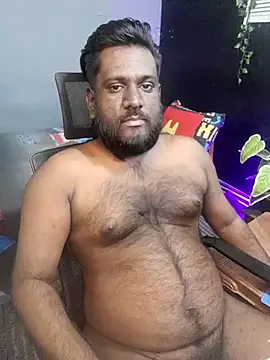 Rayansmith  online show from November 2025 05:40:02 AM