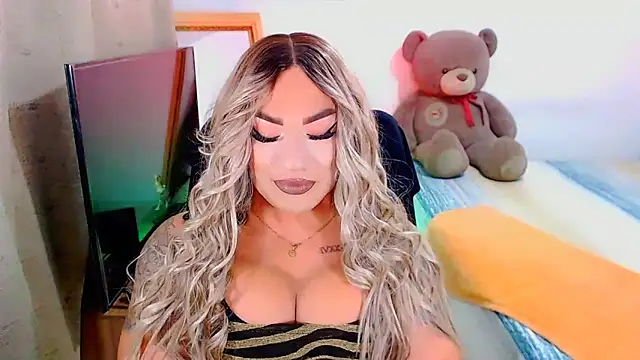 Snapshot of 9InchsPunisherXXX chatting on December 2024 10:15:02 PM 9InchsPunisherXXX online show from December 2024 10:15:02 PM