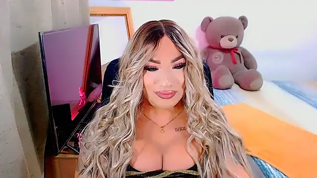 Snapshot of 9InchsPunisherXXX chatting on December 2024 01:21:01 AM 9InchsPunisherXXX online show from December 2024 01:21:01 AM