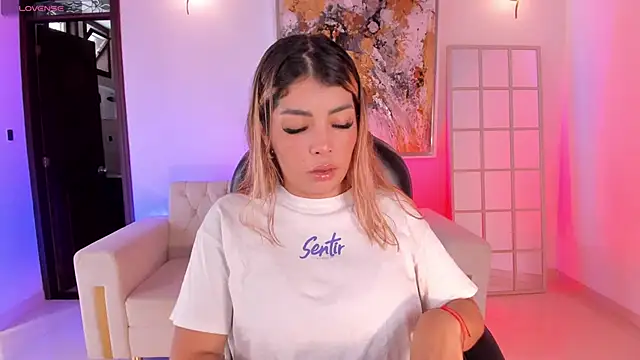 LisaMonroe  online show from January 2025 07:35:01 PM