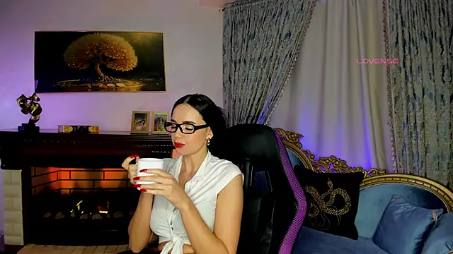 Snapshot of Black-Mamba- chatting on January 2025 02:30:02 PM Black-Mamba- online show from January 2025 02:30:02 PM