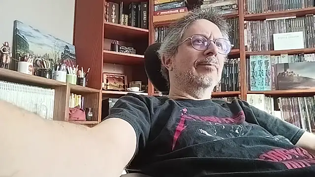 Snapshot of Mandra_is_a_whore chatting on October 2025 09:08:02 AM Mandra is a whore online show from October 2025 09:08:02 AM