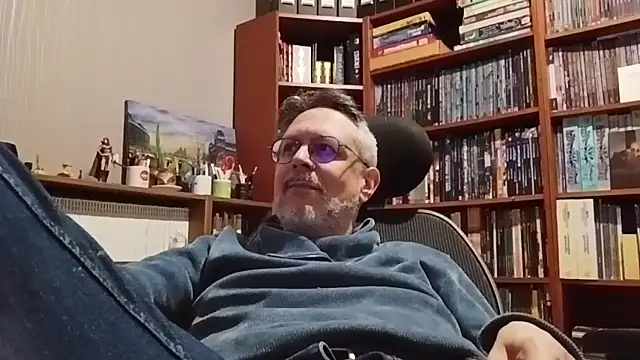 Mandra is a whore online show from November 2025 10:19:01 PM