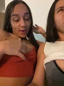 Snapshot of dominantandsubmissiveshow chatting on December 2024 03:32:01 AM dominantandsubmissiveshow online show from December 2024 03:32:01 AM