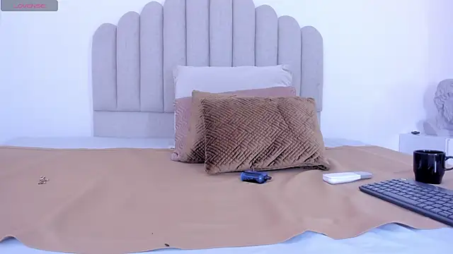 sarita duque online show from September 2025 12:09:02 PM