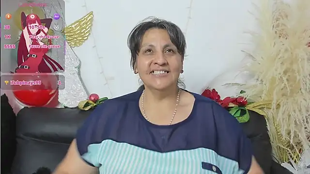 Snapshot of merlyna_goldens chatting on January 2026 11:43:02 PM merlyna goldens online show from January 2026 11:43:02 PM