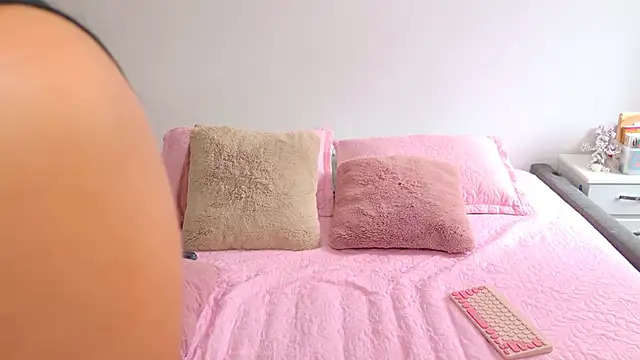 Snapshot of Mar_333 chatting on February 2025 09:19:01 PM Mar 333 online show from February 2025 09:19:01 PM