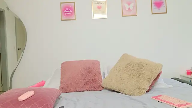 Snapshot of Mar_333 chatting on February 2025 10:50:02 PM Mar 333 online show from February 2025 10:50:02 PM