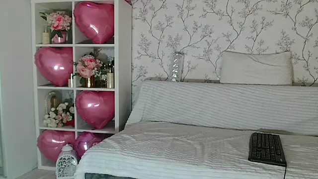 Snapshot of Imcarrieberry chatting on February 2025 03:15:02 PM Imcarrieberry online show from February 2025 03:15:02 PM