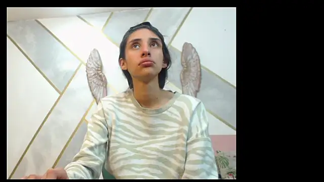 RoxanaCyrano  online show from October 2025 07:38:02 PM