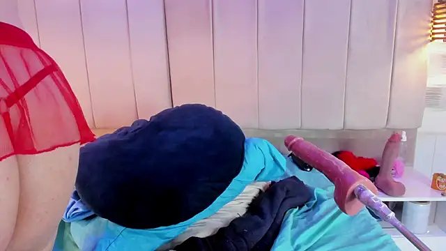 Snapshot of jade_swet chatting on February 2025 12:27:01 PM jade swet online show from February 2025 12:27:01 PM