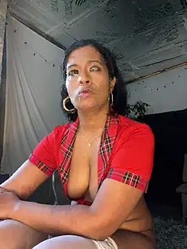 RoseMelanie online show from February 2025 06:43:01 PM