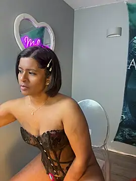 RoseMelanie online show from April 2026 08:24:02 PM