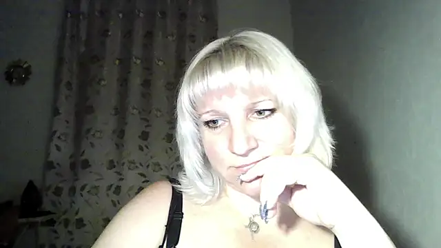 MeilomaWesa online show from October 2025 02:54:01 PM