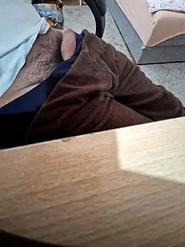 hairy18888 online show from April 2026 07:14:01 AM