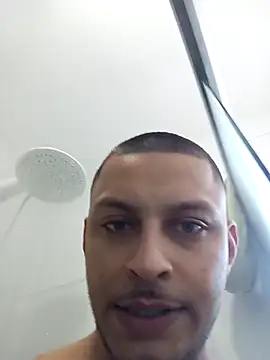 emrehliug12 online show from September 2025 06:34:01 PM