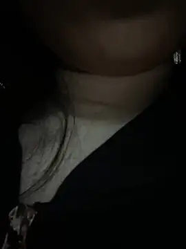 Snapshot of Asia-Lynn chatting on April 2026 06:10:01 PM Asia-Lynn online show from April 2026 06:10:01 PM
