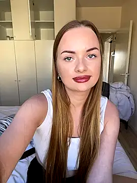 ElenaRebelle online show from October 2025 07:26:02 AM