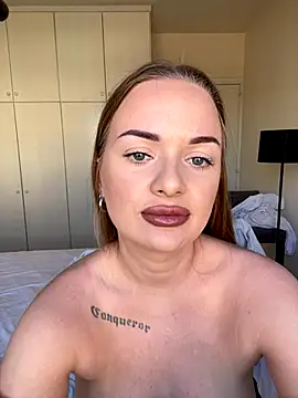 ElenaRebelle online show from October 2025 07:05:02 AM