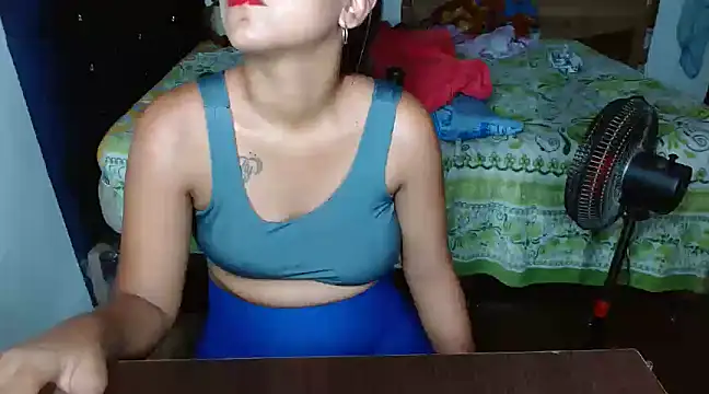 Snapshot of lucy_hairypussy83 chatting on March 2025 02:56:02 AM lucy hairypussy83 online show from March 2025 02:56:02 AM