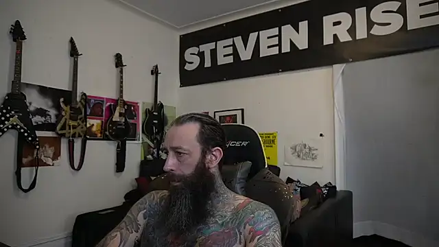 Snapshot of StevenRiseNYC chatting on June 2026 05:30:02 PM StevenRiseNYC online show from June 2026 05:30:02 PM