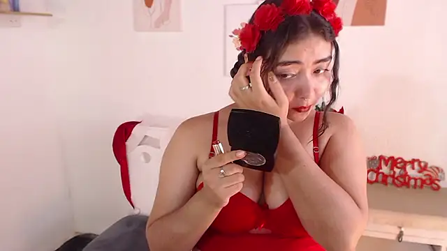 Snapshot of _Kim__M chatting on December 2024 04:39:02 PM Kim M online show from December 2024 04:39:02 PM