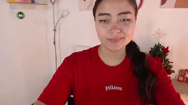 Snapshot of _Kim__M chatting on December 2024 01:29:02 PM Kim M online show from December 2024 01:29:02 PM