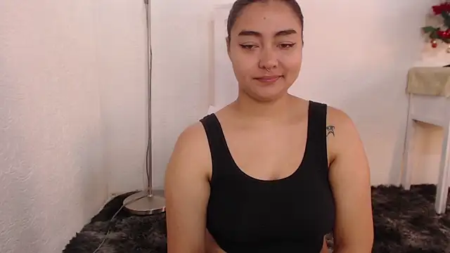 Snapshot of _Kim__M chatting on December 2024 12:27:02 PM Kim M online show from December 2024 12:27:02 PM