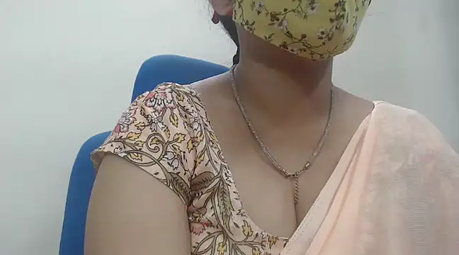 Lovely Siri 23 online show from February 2025 10:04:02 PM