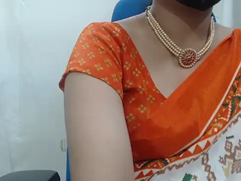 Lovely Siri 23 online show from November 2025 06:07:02 PM