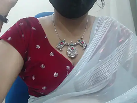 Lovely Siri 23 online show from April 2026 08:09:02 PM